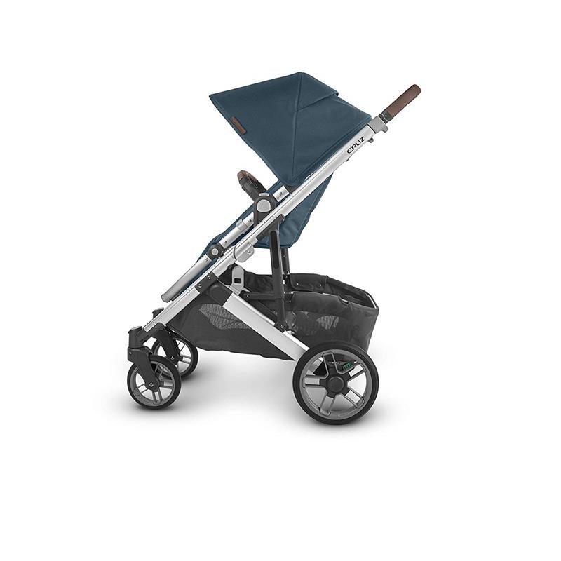 uppababy-cruz-stroller-v2-finn-deep-seasilverchestnut-learher-macrobaby-3_4210c062-28fc-42d7-a97f-66597e818f1b.jpg