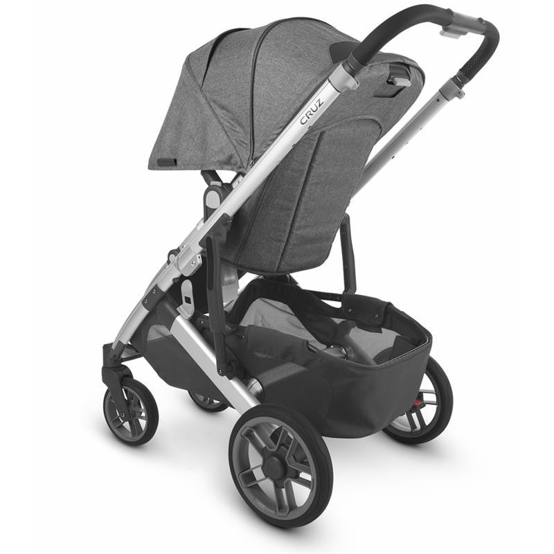 uppababy-cruz-stroller-v2-jordan-charcoal-melagesilverblack-learher-macrobaby-3.jpg